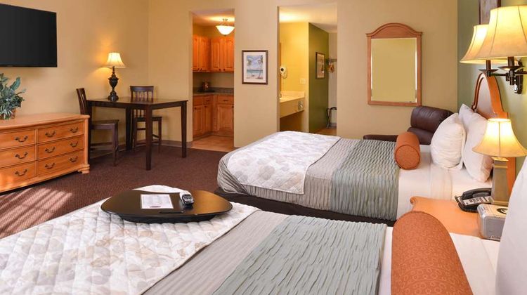 Country Hearth Inn & Suites Suite