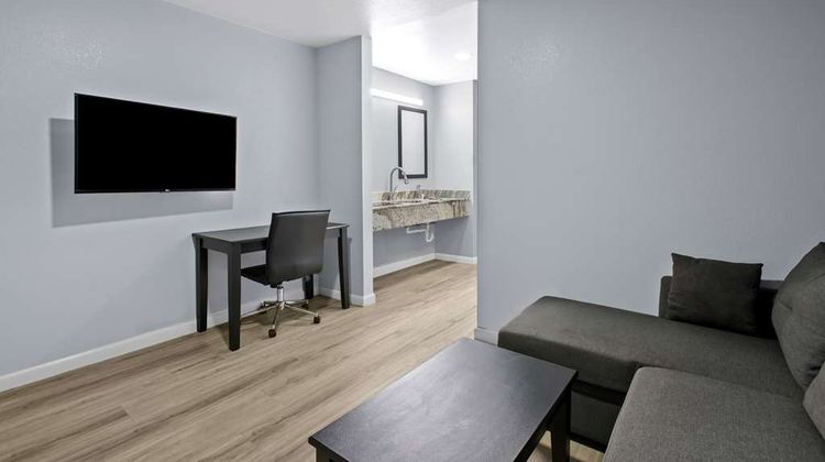 Americas Best Value Inn Gonzales Room