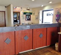 America's Best Inn Warren Detroit Lobby