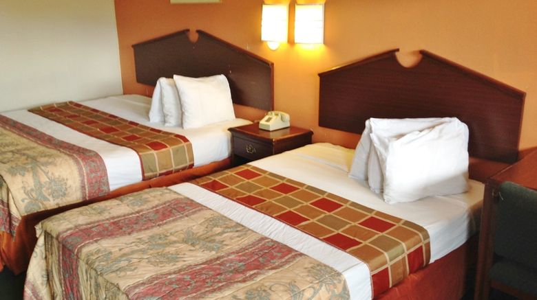 <b>America's Best Inn Warren Detroit Room</b>. Images powered by <a href="https://iceportal.shijigroup.com/" title="IcePortal" target="_blank">IcePortal</a>.