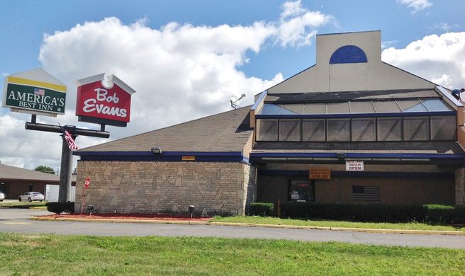 America's Best Inn Warren Detroit Exterior