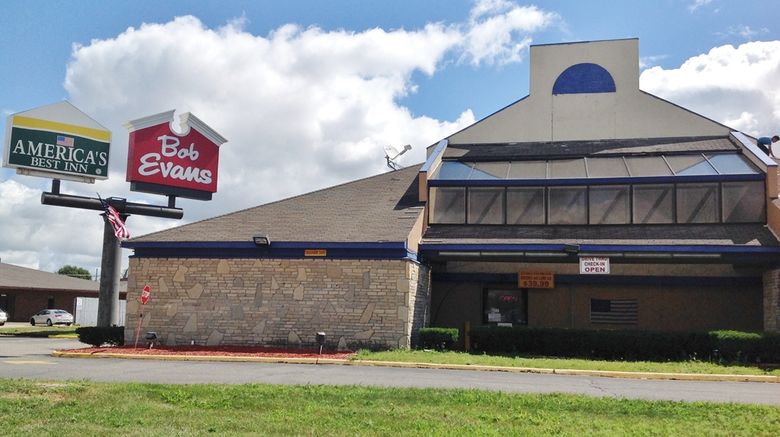 <b>America's Best Inn Warren Detroit Exterior</b>. Images powered by <a href="https://iceportal.shijigroup.com/" title="IcePortal" target="_blank">IcePortal</a>.