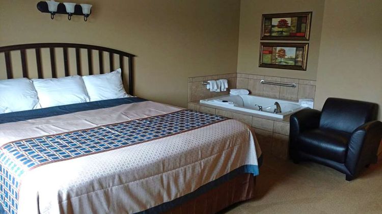 Americas Best Value Inn Big Lake Suite