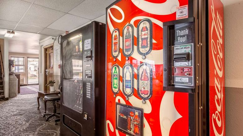 <b>Americas Best Value Inn Burns Other</b>. Images powered by <a href="https://iceportal.shijigroup.com/" title="IcePortal" target="_blank">IcePortal</a>.