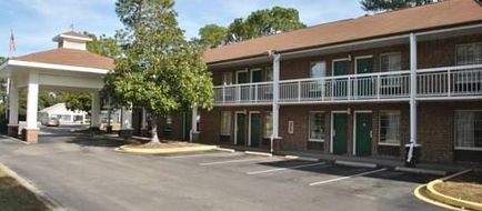 America's Best Inn Beaufort Exterior