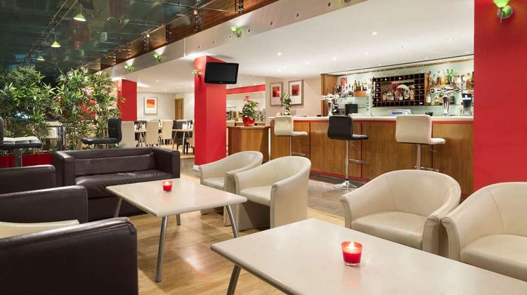 Ramada Hounslow - Heathrow East Restaurant