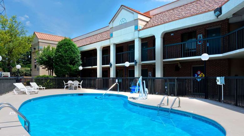 <b>Super 8 Huntersville/Charlotte Area Pool</b>. Images powered by <a href="https://iceportal.shijigroup.com/" title="IcePortal" target="_blank">IcePortal</a>.