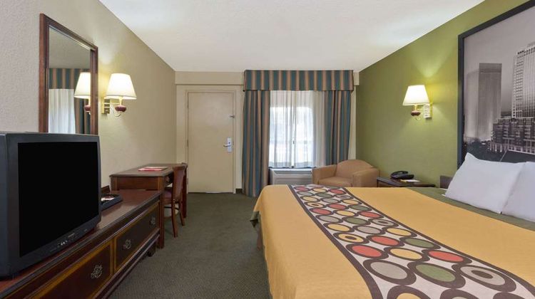 Super 8 Huntersville/Charlotte Area Room