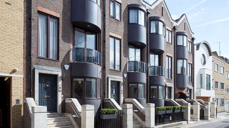 <b>Cheval Knightsbridge Exterior</b>. Images powered by <a href="https://iceportal.shijigroup.com/" title="IcePortal" target="_blank">IcePortal</a>.