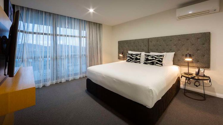 Avenue Hotel Canberra Suite