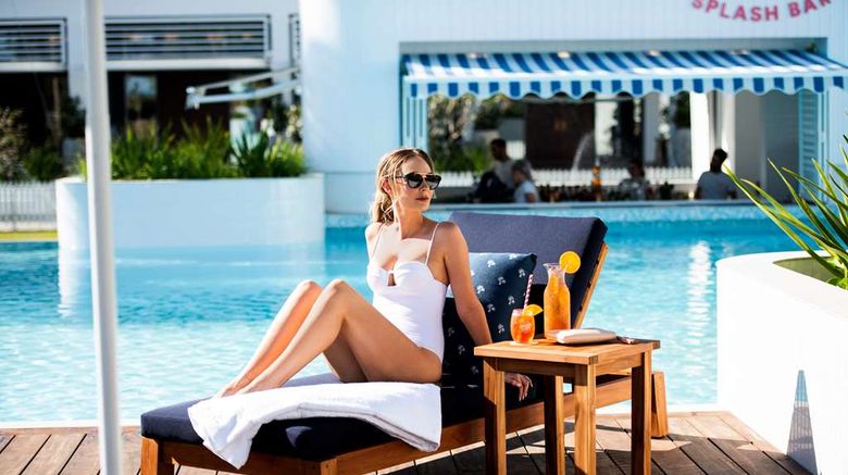 <b>The Ville Resort Casino Pool</b>. Images powered by <a href="https://iceportal.shijigroup.com/" title="IcePortal" target="_blank">IcePortal</a>.