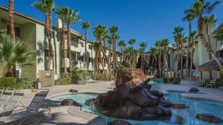 <b>Tahiti All Suites Resort Pool</b>. Images powered by <a href="https://iceportal.shijigroup.com/" title="IcePortal" target="_blank">IcePortal</a>.