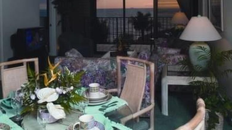 <b>Maui Beach Vacation Club Restaurant</b>. Images powered by <a href="https://iceportal.shijigroup.com/" title="IcePortal" target="_blank">IcePortal</a>.