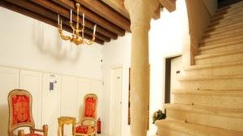 <b>SUNce Palace Apartments Lobby</b>. Images powered by <a href="https://iceportal.shijigroup.com/" title="IcePortal" target="_blank">IcePortal</a>.