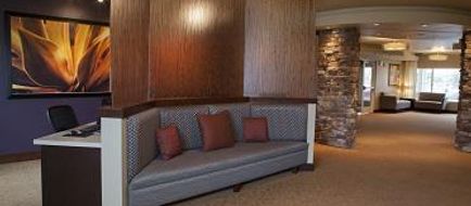 Ledgestone Hotel Billings Lobby
