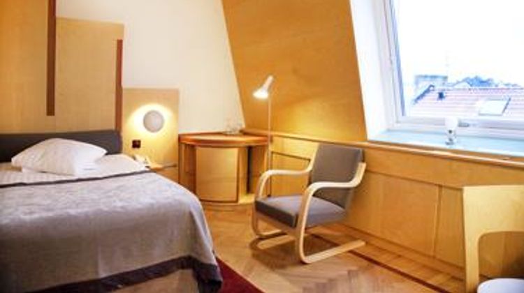 Hotel Lundia Room