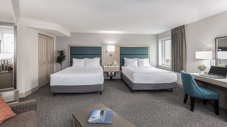 Crystal Lodge Room