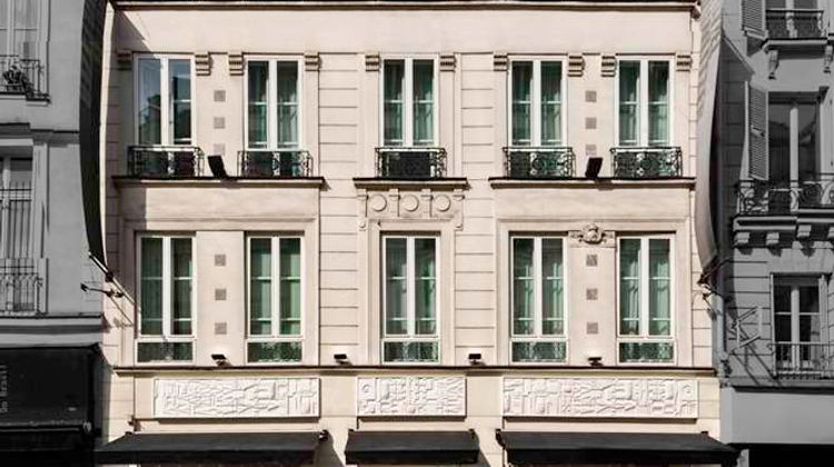 Hotel Pulitzer Paris Exterior