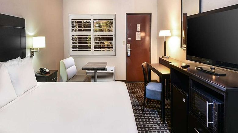 <b>Travelodge Commerce LA Area Room</b>. Images powered by <a href="https://iceportal.shijigroup.com/" title="IcePortal" target="_blank">IcePortal</a>.