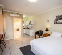 Darra Motel and Conference Centre Room