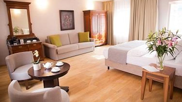 Hotel Golden Key Room