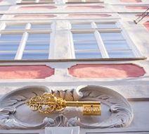 Hotel Golden Key Exterior