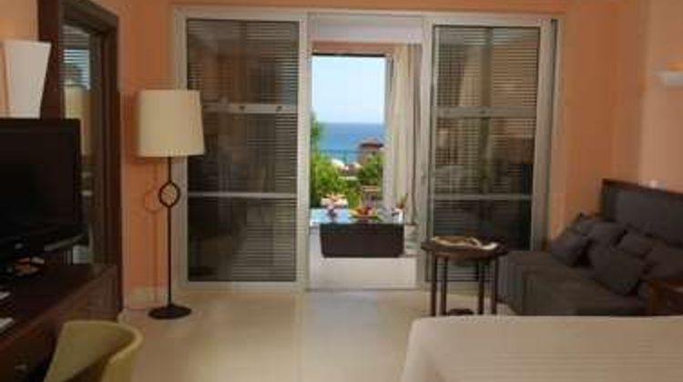 Helona Resort Room