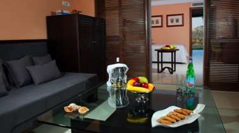 <b>Helona Resort Room</b>. Images powered by <a href="https://iceportal.shijigroup.com/" title="IcePortal" target="_blank">IcePortal</a>.