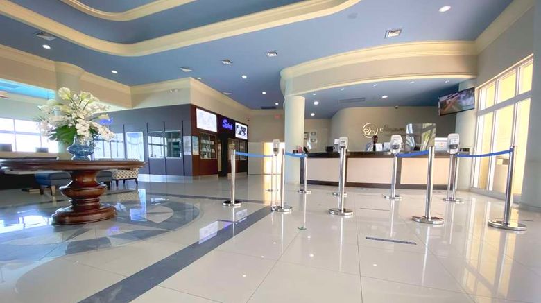 <b>The Villas at Simpson Bay Resort Lobby</b>. Images powered by <a href="https://iceportal.shijigroup.com/" title="IcePortal" target="_blank">IcePortal</a>.