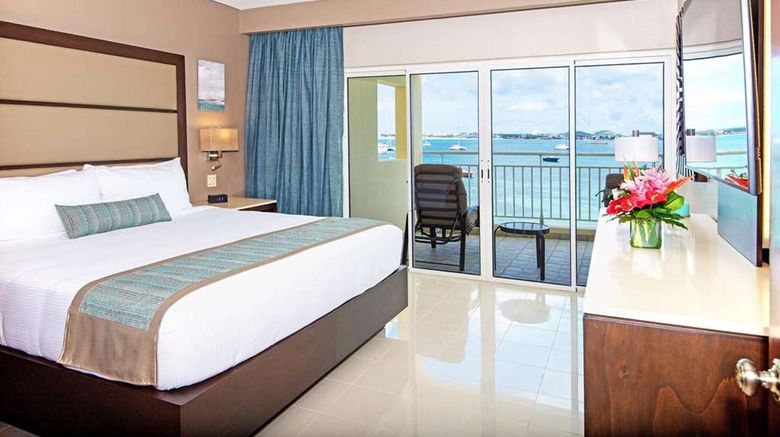 <b>The Villas at Simpson Bay Resort Suite</b>. Images powered by <a href="https://iceportal.shijigroup.com/" title="IcePortal" target="_blank">IcePortal</a>.
