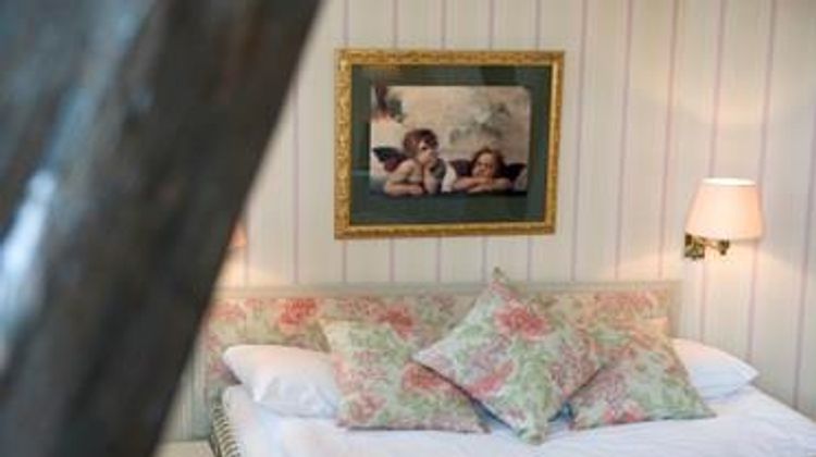 Grand Hotel Room