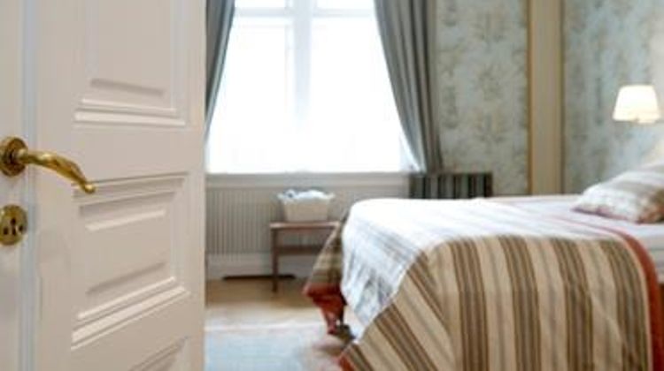 Grand Hotel Room