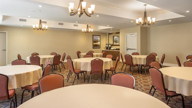 <b>Ayres Hotel Orange Restaurant</b>. Images powered by <a href="https://iceportal.shijigroup.com/" title="IcePortal" target="_blank">IcePortal</a>.