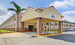 Days Inn & Suites Tampa Near Ybor City