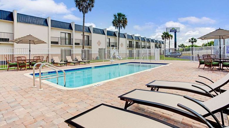 <b>Days Inn & Suites Tampa Near Ybor City Pool</b>. Images powered by <a href="https://iceportal.shijigroup.com/" title="IcePortal" target="_blank">IcePortal</a>.