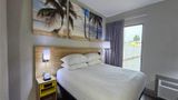 Days Inn & Suites Tampa Near Ybor City Room