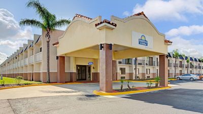 Days Inn & Suites Tampa Near Ybor City