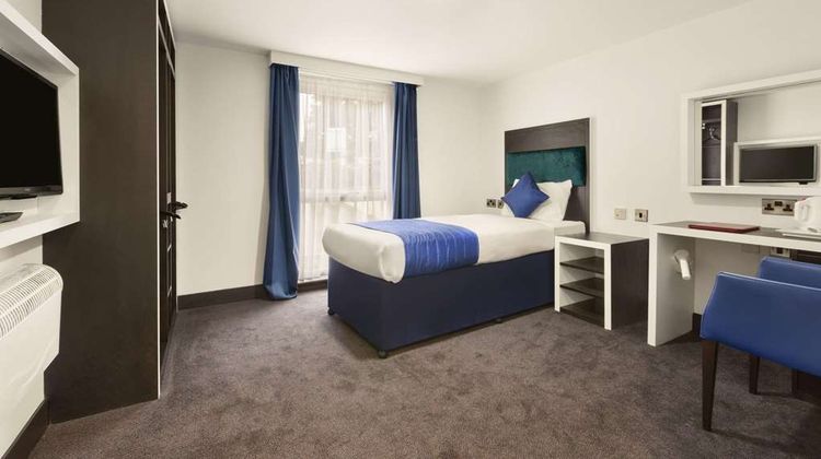 Ramada Oxford M40 Room
