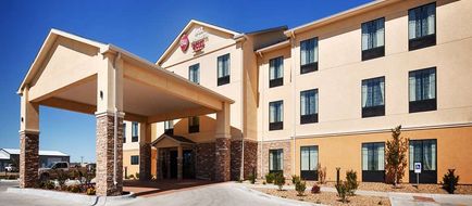 Best Western Plus Stevens County Inn Exterior
