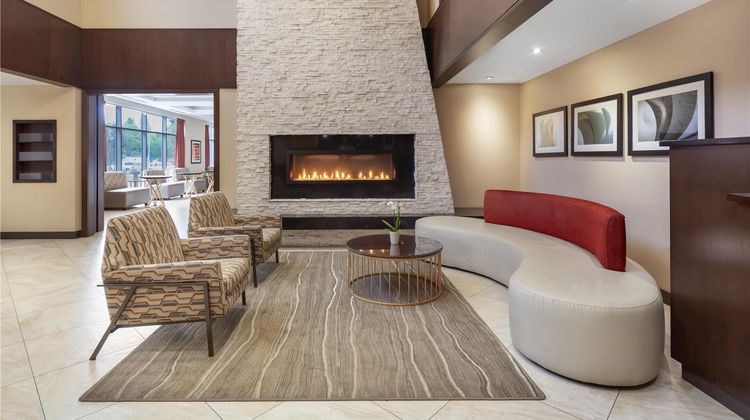 Best Western Plus Edmonton Airport Lobby