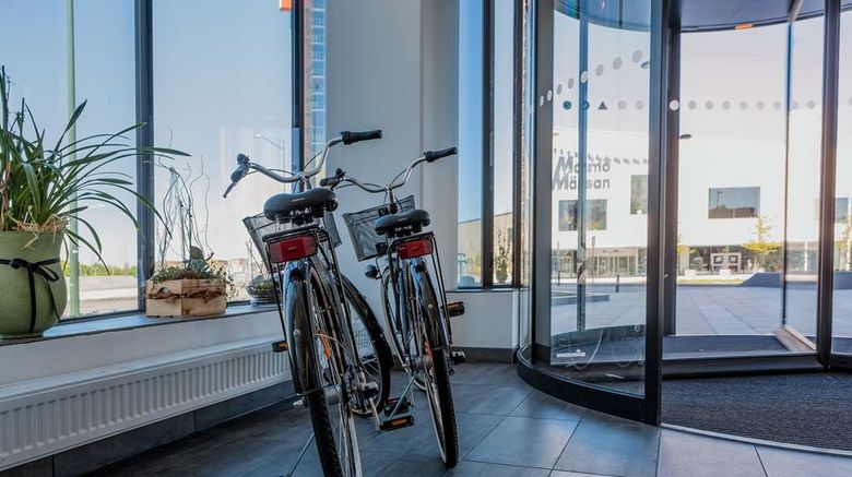 <b>Best Western Malmo Arena Hotel Lobby</b>. Images powered by <a href="https://iceportal.shijigroup.com/" title="IcePortal" target="_blank">IcePortal</a>.