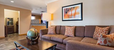 Best Western Flora Inn Lobby