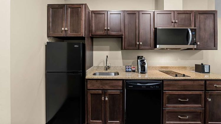 Best Western Plus Lacombe Inn & Suites Suite