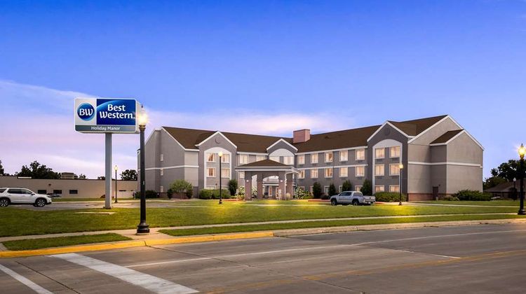 Best Western Holiday Manor Exterior