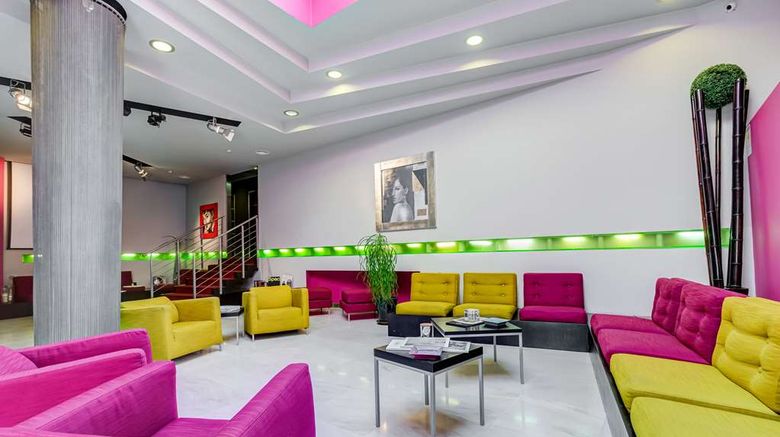 <b>Best Western Cinemusic Hotel Lobby</b>. Images powered by <a href="https://iceportal.shijigroup.com/" title="IcePortal" target="_blank">IcePortal</a>.