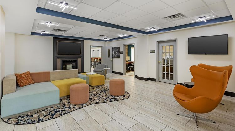 Best Western Plus Omaha Airport Inn Lobby