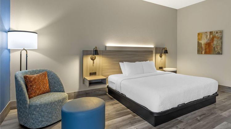 Best Western Plus Omaha Airport Inn Room