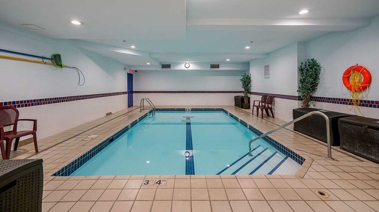 <b>Best Western Peace Arch Inn Pool</b>. Images powered by <a href="https://iceportal.shijigroup.com/" title="IcePortal" target="_blank">IcePortal</a>.