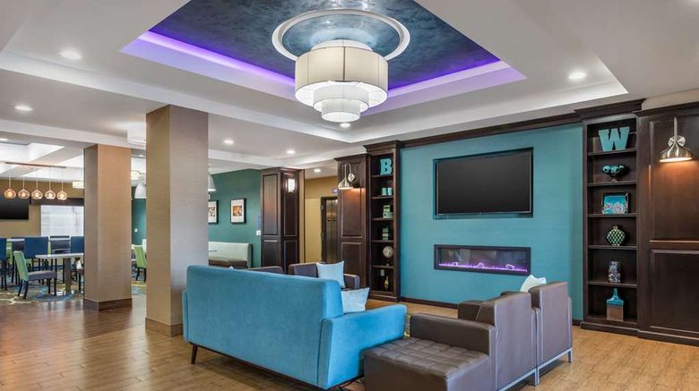 <b>Best Western Plus Taft Inn Lobby</b>. Images powered by <a href="https://iceportal.shijigroup.com/" title="IcePortal" target="_blank">IcePortal</a>.
