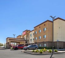 Best Western Plus Taft Inn Exterior